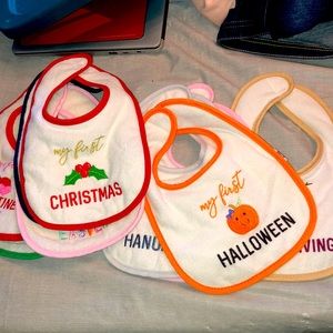 HOLIDAY BIBS